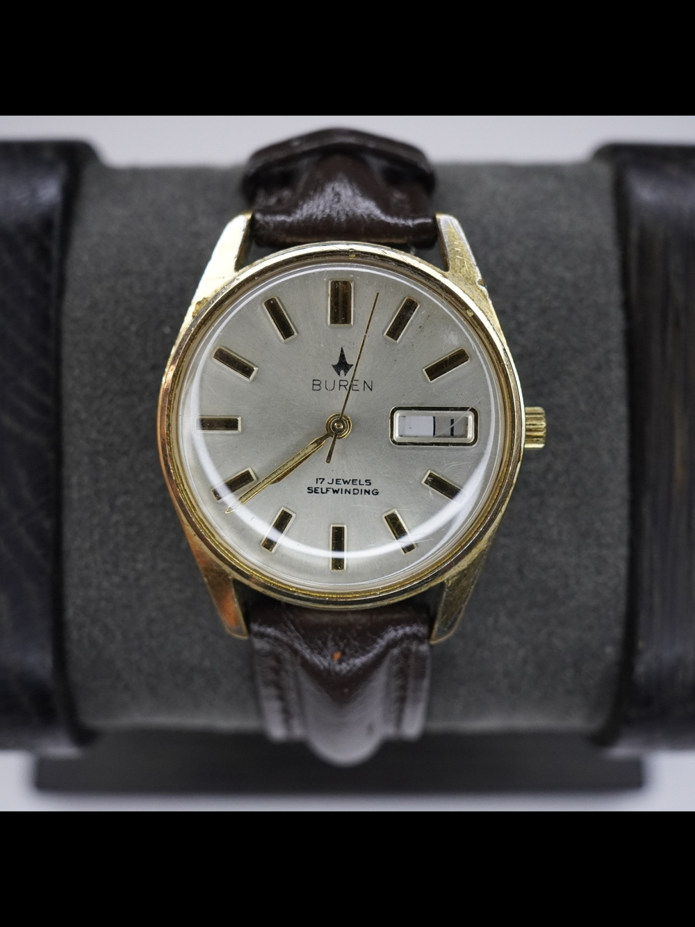 Vintage Buren Automatic Day-Date 17J Swiss 35mm Series 9345 9107/12D Runs